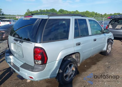 2007 Chevrolet Trailblazer Ls z USA, uszkodzony, nr VIN 1GNDT13S672285272